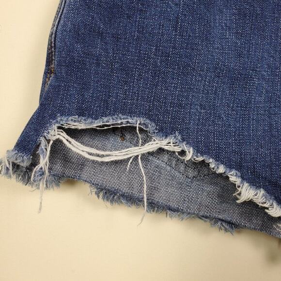 Free People Denim Cut Off Shorts Womans Size 28 Blue Dark Wash - Picture 4 of 8
